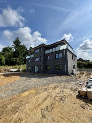 ERSTBEZUG 2-Zimmer-Wohnung mit Balkon und Einbauküche in Obernkirchen