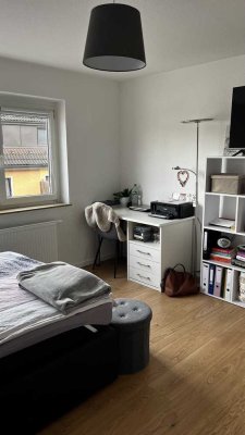 HN-Zentrum, 1-Zimmer-Wohnung, sehr gute Lage, komplett renoviert, Einbauküche, Campusnähe