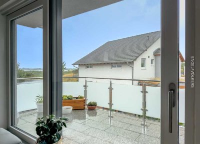 Moderne 4 Zimmer Maisonettewohnung mit Studio und Balkon