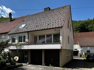 Geräumiges Haus mit großem Grundstück und Lagerflächen direkt an der Schmiech
