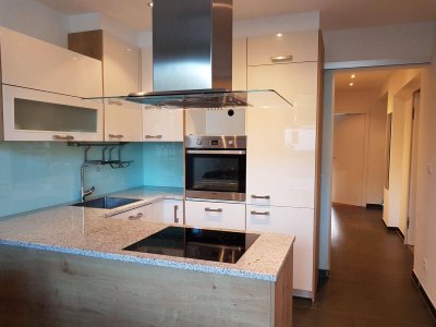 Moderne 3-Zimmer Wohnung mit Balkon und Garage