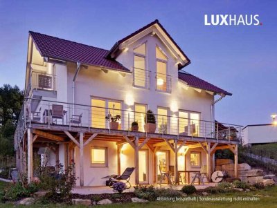 Licht, Raum, Weitblick – Ihr individuell geplantes LUXHAUS auf sonnigem Südhang