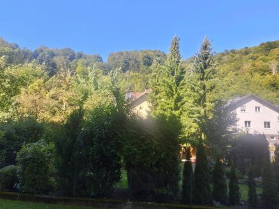 Sehr schöne Mietwohnung mit Blick ins Grüne