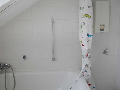 Renovierte 2-Zimmer-Wohnung in Breinig-Stolberg (Rheinland)