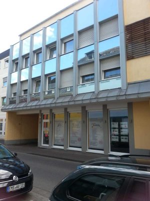 Komfortable 3-Zimmer-Wohnung/Küche/Bad/Gäste-WC/2x Balkon im Stadtkern Oberlahnstein