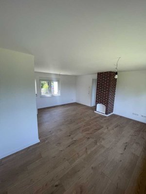Wohnen wie im Einfamilienhaus: 3,5-Zimmer-Wohnung + schöner Garten