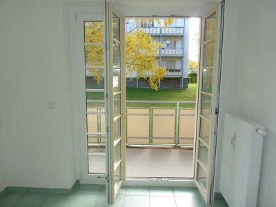 Klein - Fein - Mein! - Süße 1-Raum mit Balkon und Laminat