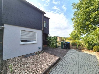 Sweet Home – Charmantes Reihenendhaus mit Garage & Stellplatz in beliebter Wohnlage von Morlautern