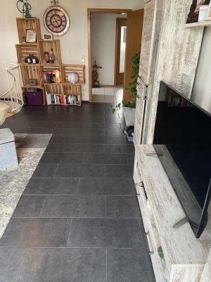 3-Zimmer-EG-/Souterrain-Wohnung mit Garten in Kolbermoor