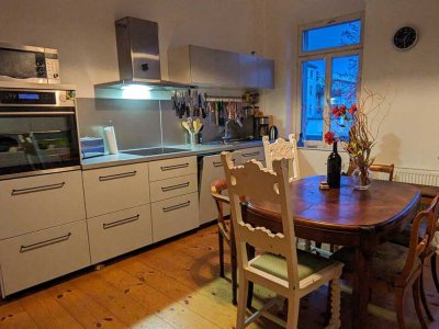 hochwertig möblierte Altbauwohnung im Dresdner-Szeneviertel
