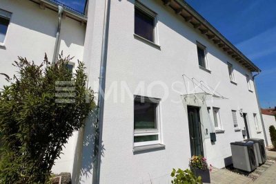 Stilvolles, neuwertiges Reihenhaus mit Wärmepumpe und PV-Anlage!