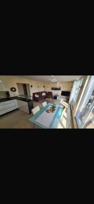 OHNE MAKLER! Maisonette Wohnung über 2 Etagen, EBK, direkte Innenstadtlage, hochwertige Ausstattung.
