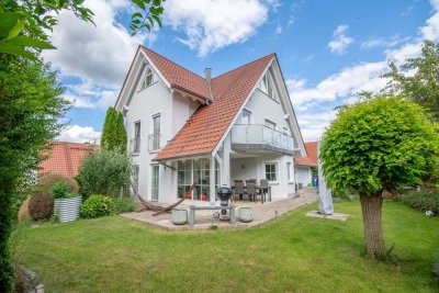 ***EXKLUSIVES WOHNGLÜCK: STILVOLLES TRAUMHAUS MIT HOCHWERTIGEN HIGHLIGHTS***
