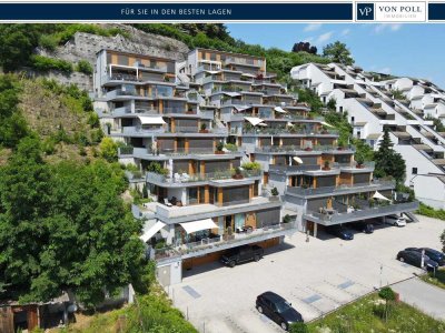 Bestens ausgestattete, lichtdurchflutete Wohnung mit traumhaftem Weitblick über die Stadt Landshut
