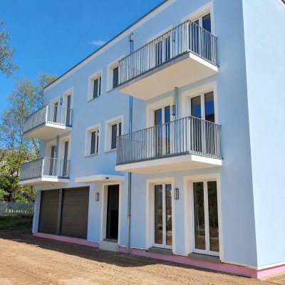 Weitläufige Wohnung mit Balkon, lichtdurchflutet und großzügig in einem Neubau