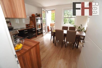 Familienwohnung mit 2 PKW Stellplätzen direkt im Wienerwald