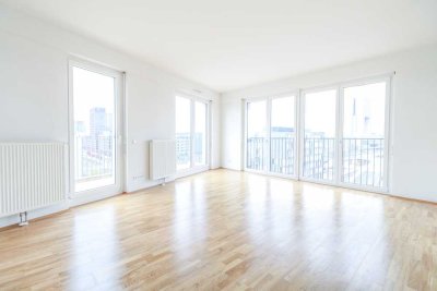 Leben über den Dächern: Exklusives Penthouse mit Balkon & Tiefgarage in moderner Architektur