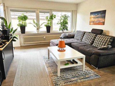 Eine helle und umfangreiche modernisierte Wohnung zum fairen Preis
