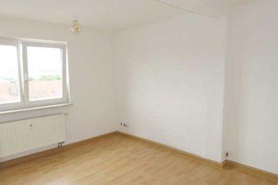 Nähe Uni Feki - 2 Zimmer Dachgeschoss Wohnung, Bamberg
