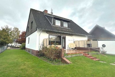 Großzügiges Ein- bis Zweifamilienhaus in familienfreundlicher Lage!