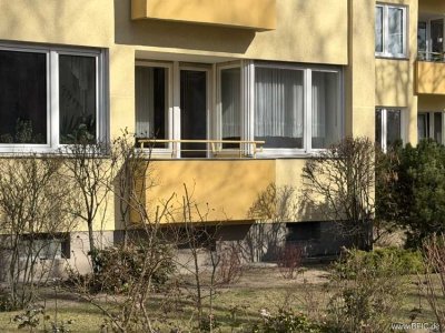 bezugsfrei hell ruhig Balkon: 2-Zi.-Whg im Hochparterre