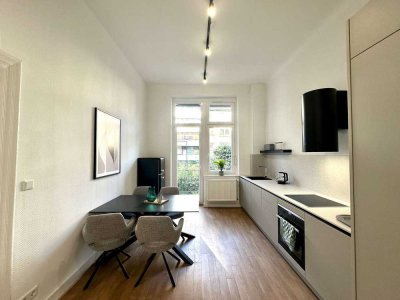 vollmöbliert & modernieisrte 1,5-Zimmer-Wohnung mit zwei Balkonen
