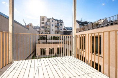 ++NEU++ Exceptional Studio Apartment with Smart Layout and High-End Finishes