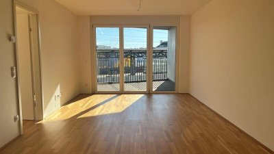 Schön geschnittene 2 Zimmer Wohnung | Leberstraße | 10 m² LOGGIA | Top 32