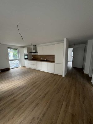 Geschmackvolle, neuwertige 3-Raum-EG-Wohnung mit gehobener Innenausstattung in Rengsdorf