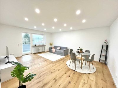 Lichtdurchflutete Traumwohnung: neu renovierte 3 ZKB mit Balkon & TG in Göggingen - sofort frei