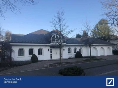 Elegantes Wohnhaus der Extraklasse !
Einfamilienhaus - Villa am Hörstkamp !