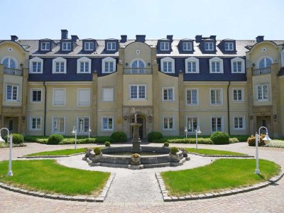 Wohnen im Château Seerose (Hilden-Süd) luxuriöse 4 Zimmer mit großem Balkon, Südwest Lage