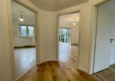 Exklusive 2-Zimmer-Wohnung mit gehobener Innenausstattung mit großem Garten und EBK in Schorndorf