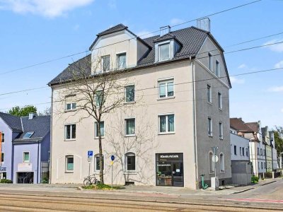Charmante 4-Zi-DG-Wohnung mit Entwicklungspotenzial im begehrten Augsburg-Hochzoll - ideal für WGs