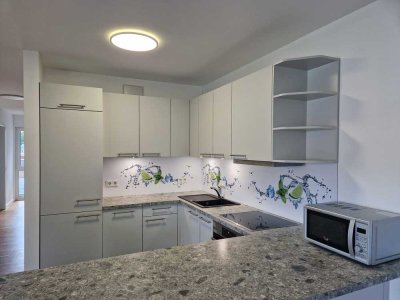 Helle, moderne Wohnung mit Balkon in Mühltal