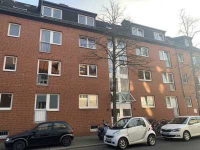WG-Zimmer in guter Lage zu sofort frei !