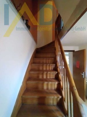 Charmantes Einfamilienhaus mit weitläufigem Grundstück – Ihr Traumhaus wartet auf Sie!
