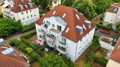 Großzügige 3,5 -Raum-Wohnung mit zwei Balkonen & TG-Stellplätzen