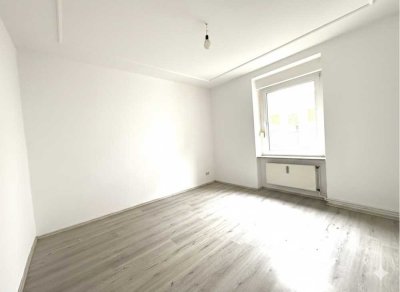 Singles aufgepasst!  Helle Einzimmerwohnung in ruhiger Lage ab sofort frei.