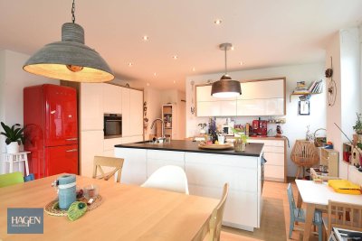 Moderne 4-Zimmer-Wohnung in familienfreundlicher Lage mit traumhafter Aussicht