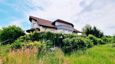 Ruhig und idyllisch - gepflegte 5 Zi. Maisonettewohnung mit 3 Balkonen und Gartenmitbenutzung