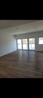 Helles 1-Zimmer-Apartment mit Balkon+Parkplatz - Top Anbindung in Bad Kreuznach, Baujahr 2022