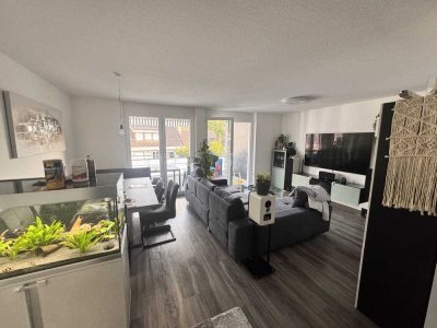 Moderne 3-Zimmer-Wohnung mit großem Balkon im Herzen von Ebersbach/Fils - FÜR PENDLER SUPER GEEIGNET
