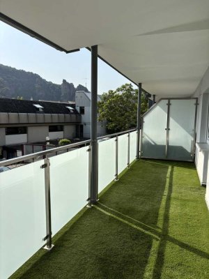 Vollständig renovierte Wohnung mit zwei Zimmern und Balkon in Bad Münster