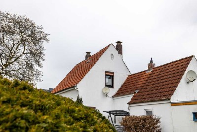 *** EFH auf großen GRUNDSTÜCK - IDEAL für FAMILIEN und PAARE mit viel ENTFALTUNGSMÖGLICHKEIT ***