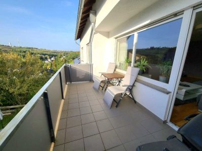 3-Zimmer Wohnung 98qm mit Balkon - KEINE MAKLERKOSTEN