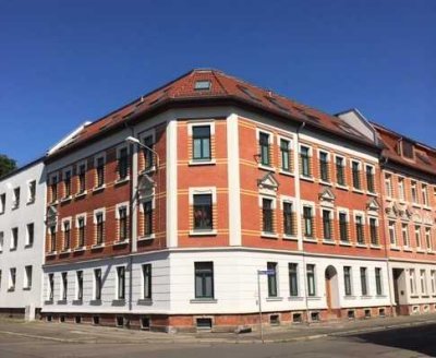 Wohnen in Mockau Süd  2 R-Whg, Küche, Balkon , Wannenbad mit WM Anschluss