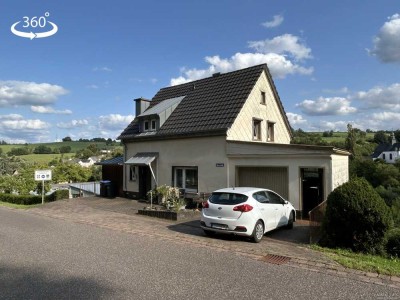 Einfamilienhaus mit Einliegerwohnung in Gladbach – großes Grundstück & viele Modernisierungen