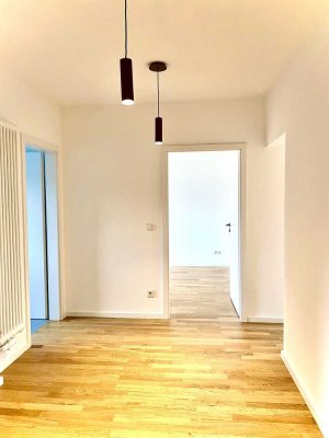 Erstbezug! Provisionsfrei! Helle warme Wohnung mit Einbauküche und  Balkon