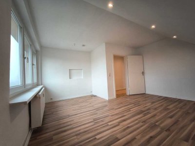 Gemütliche Wohnung mit Einbauküche im Grünen Nähe Strausberg